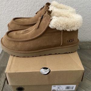 UGG® Women's Funkarra Zip Cuffed Cold-Weather Booties, size 9